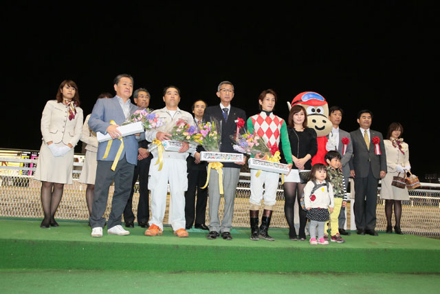 ���M�V�R��